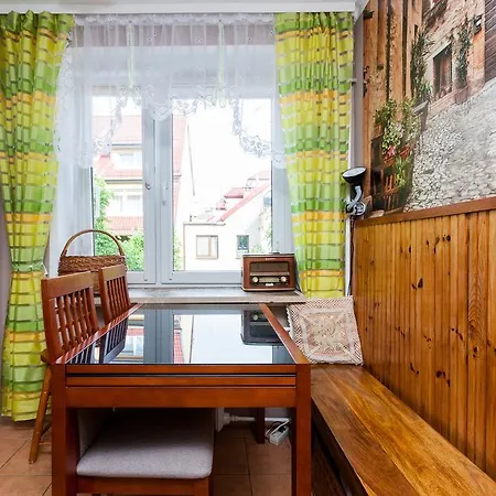 Apartament Na Starowce 科沃布热格